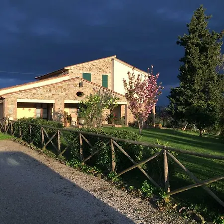 Podere Micitto ファームステイ Usi